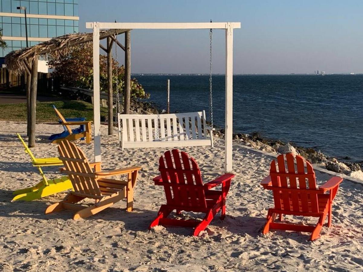 Bay Views From Your Balcony Beach Resort Tampa Esterno foto