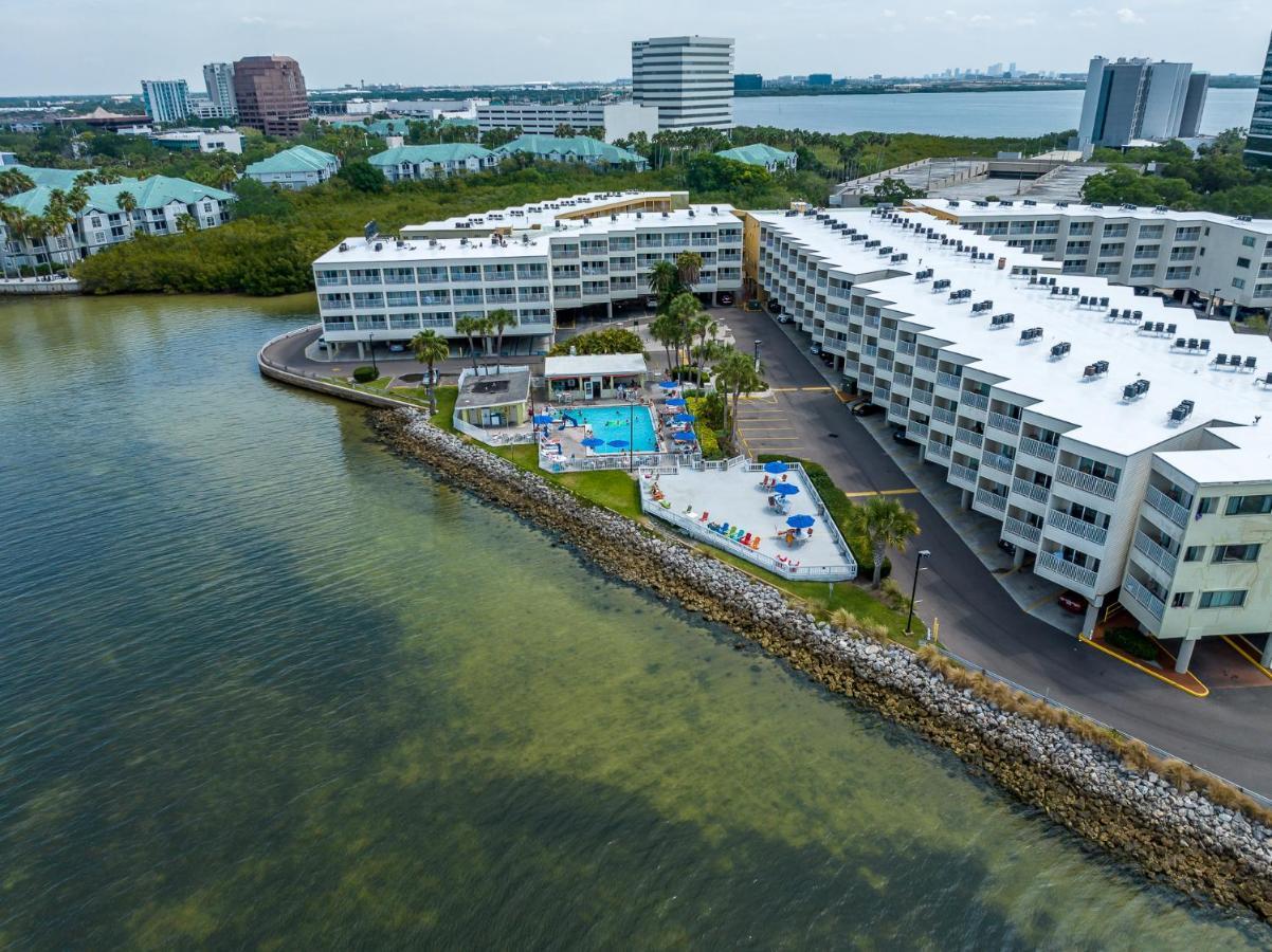 Bay Views From Your Balcony Beach Resort Tampa Esterno foto