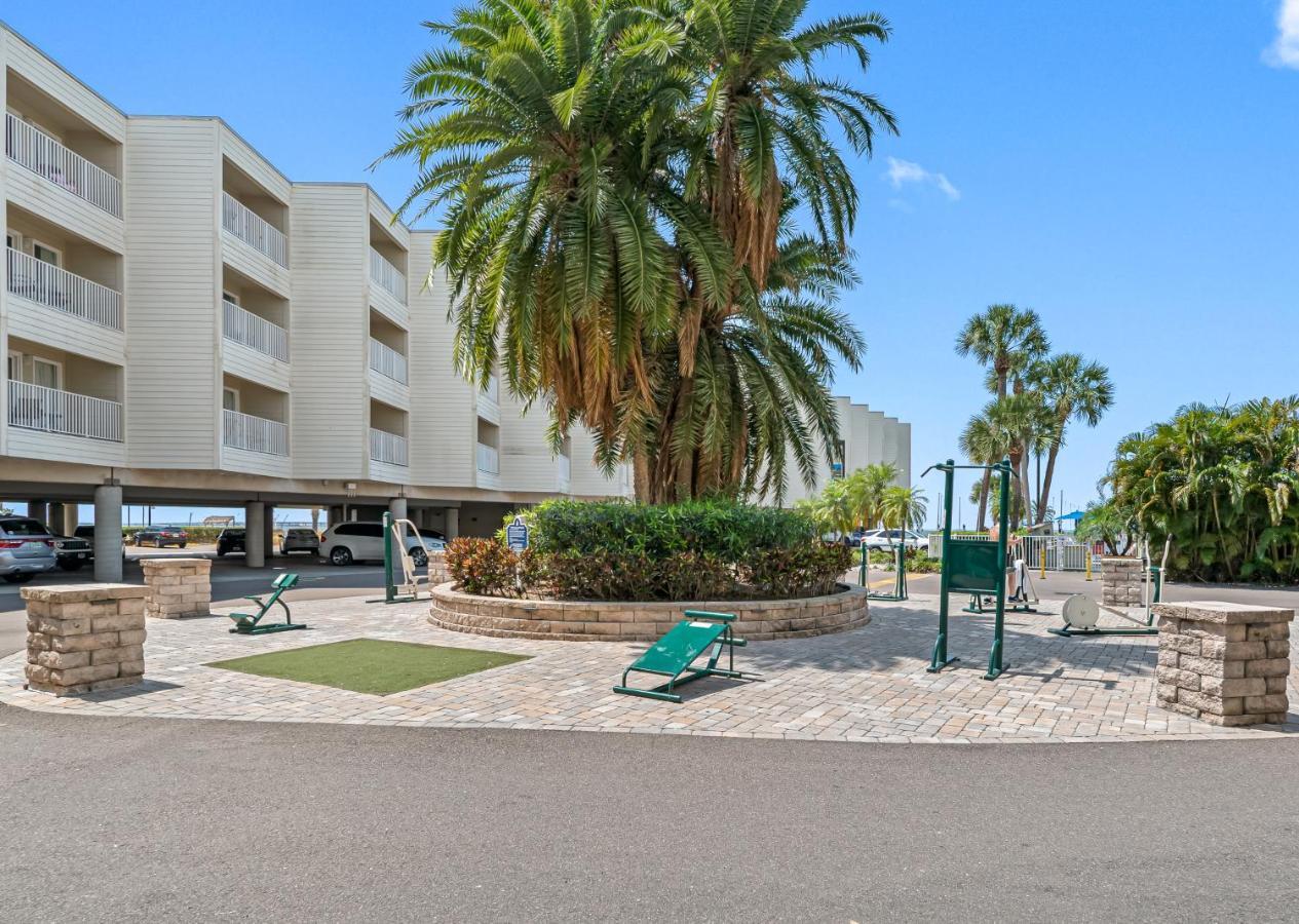 Bay Views From Your Balcony Beach Resort Tampa Esterno foto