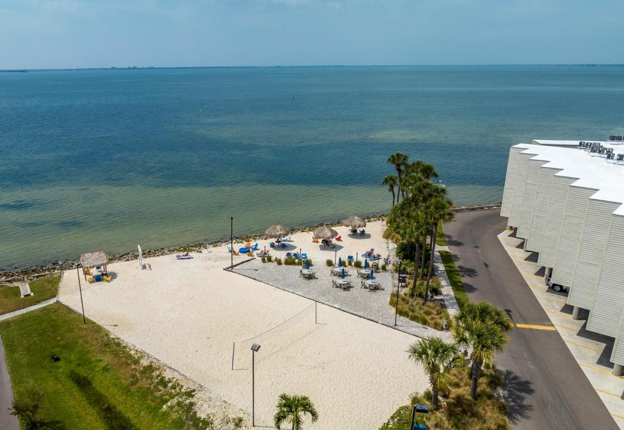 Bay Views From Your Balcony Beach Resort Tampa Esterno foto